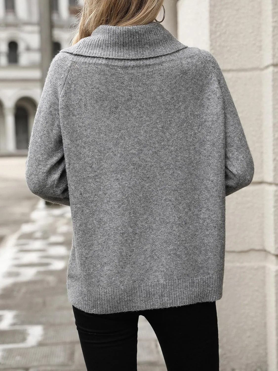 LOUSEA Women's Chunky Turtleneck Sweater Oversized Sweater Pullover Long Sleeve Casual Sweater Solid Color Sweatshirt