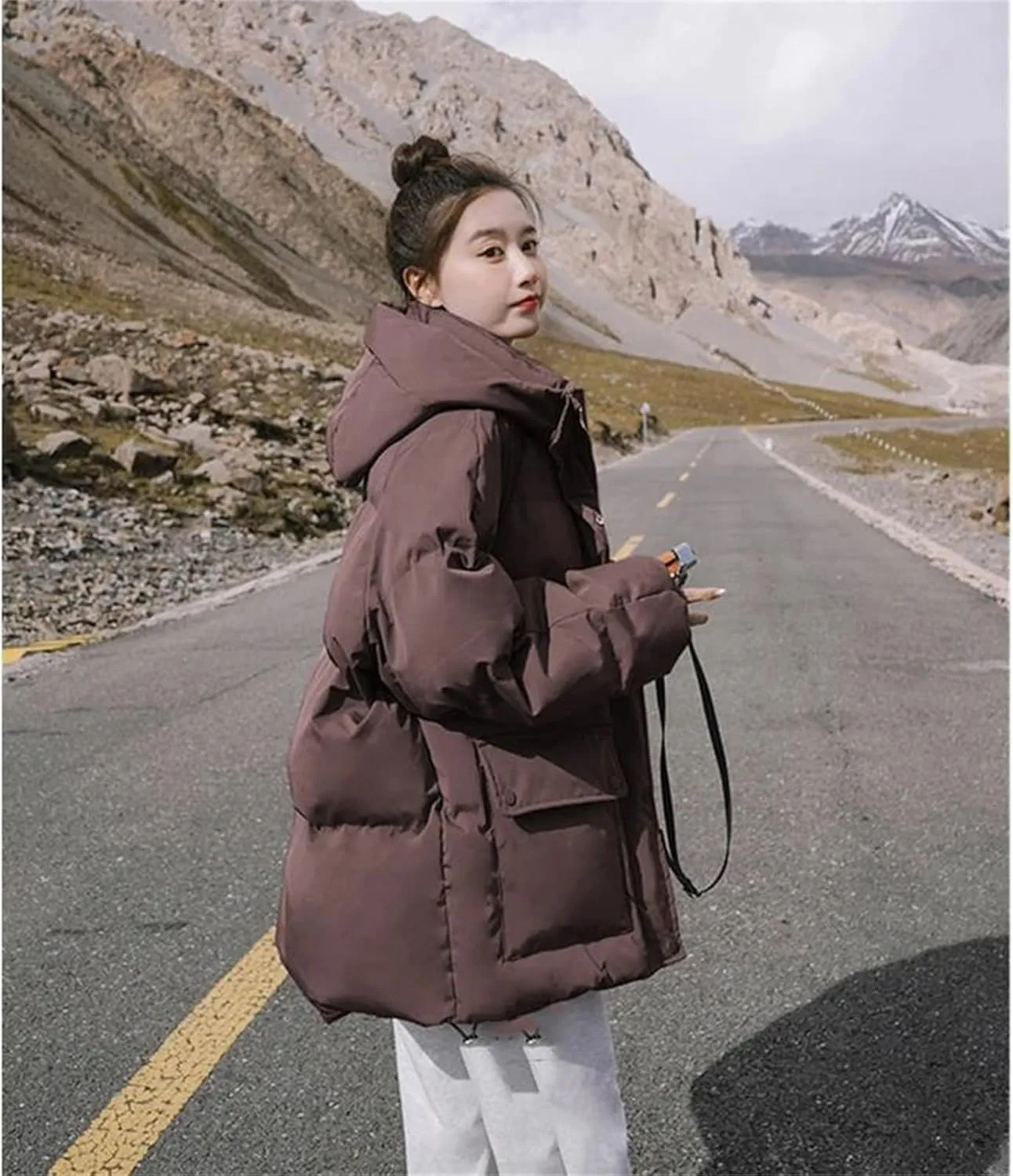 Mnjyihy Women's Winter Down Jackets Coat Baggy Thickening Warm Short Oversized Cotton Puffer Padded Jacket