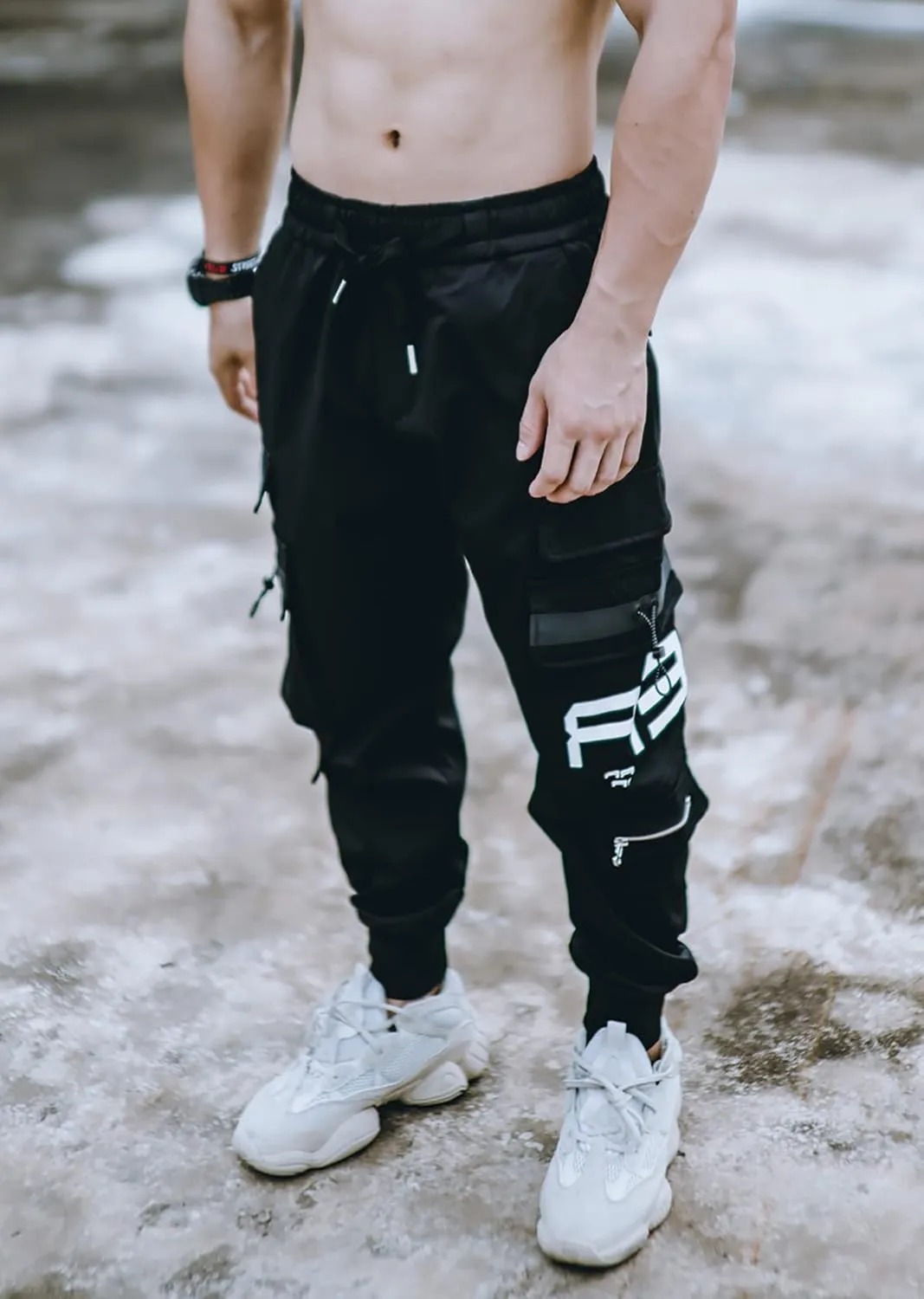 MOKEWEN Men's Cargo Pocket Ankle Band Pants with Elastic Waist