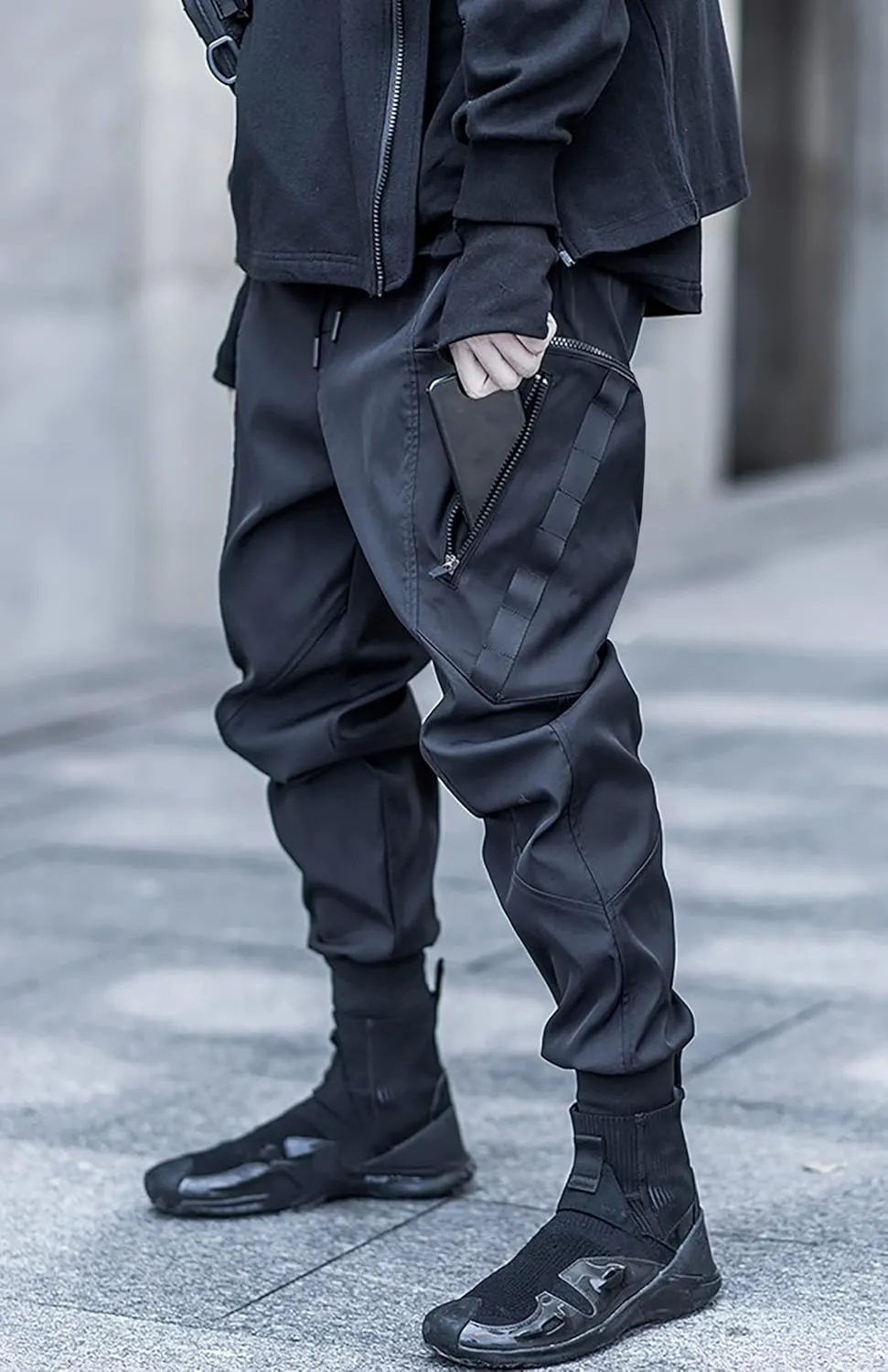 MOKEWEN Men's Tech Elastic Waist Big Zipper Pocket Buckle Harem Pants