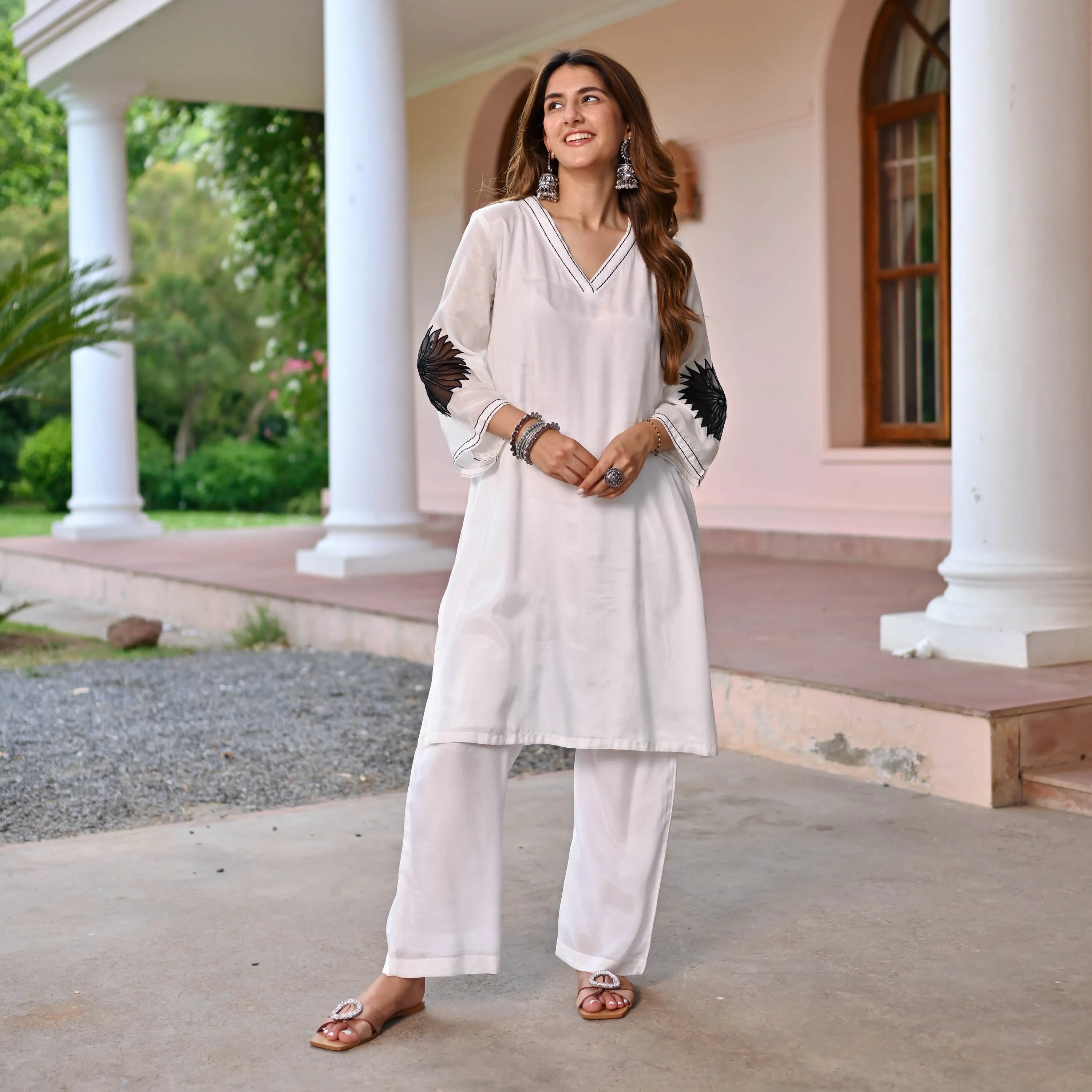 Nazakat White Kurta Set