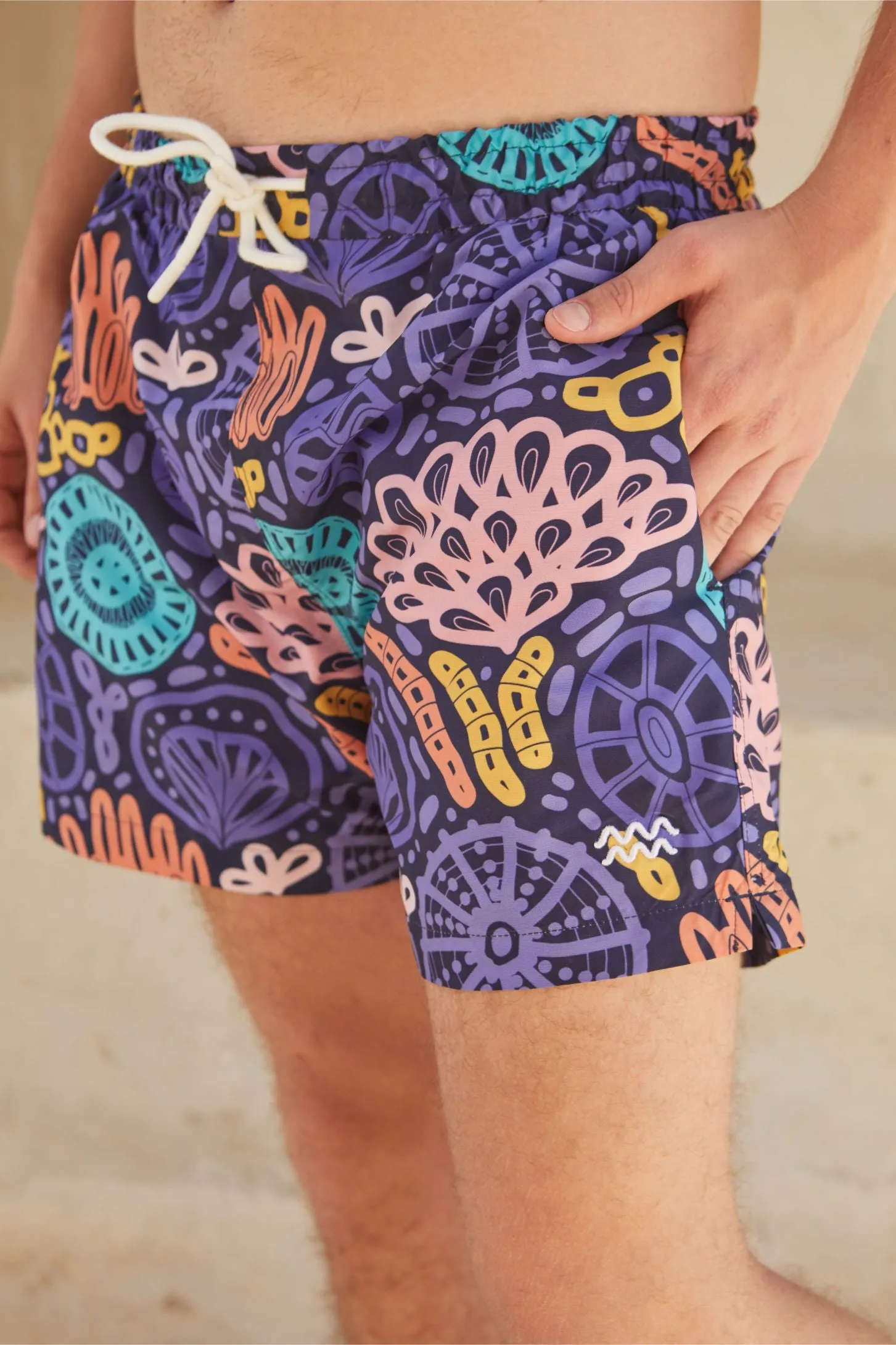 SAND DOLLARS SWIM SHORTS