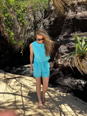 Shorts with elastic tie waste