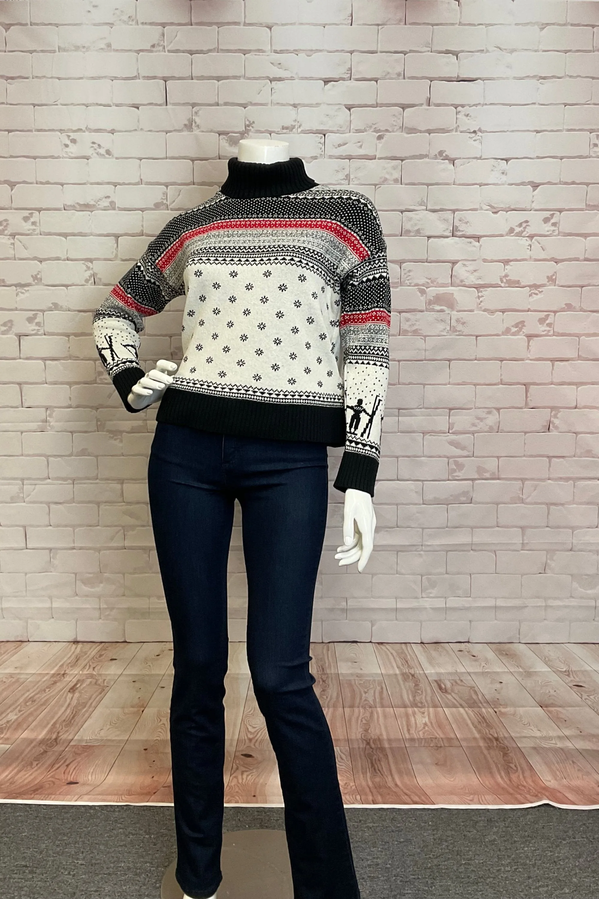 SKIER T-NECK