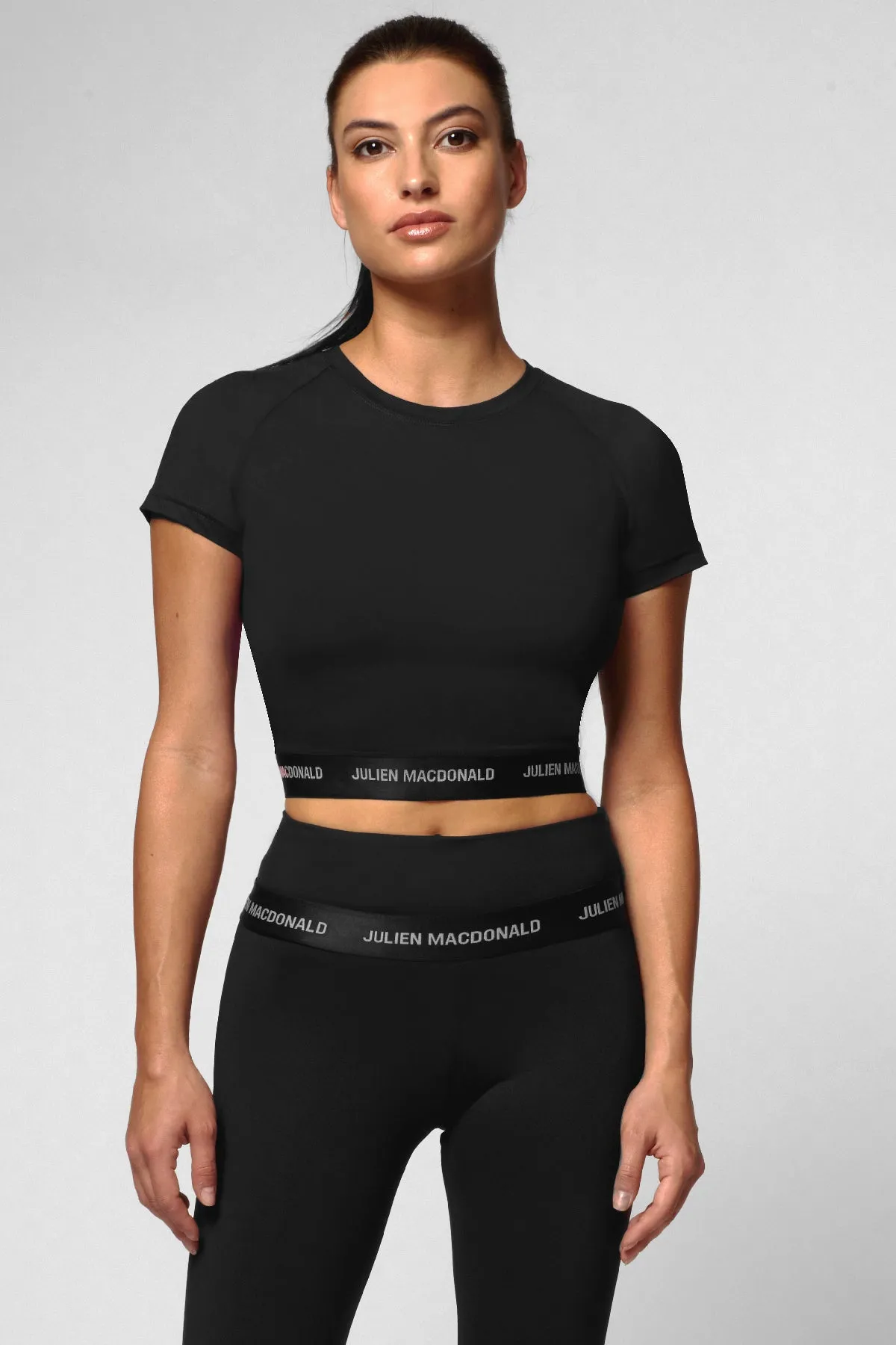 St Tropez Cropped Tee Black