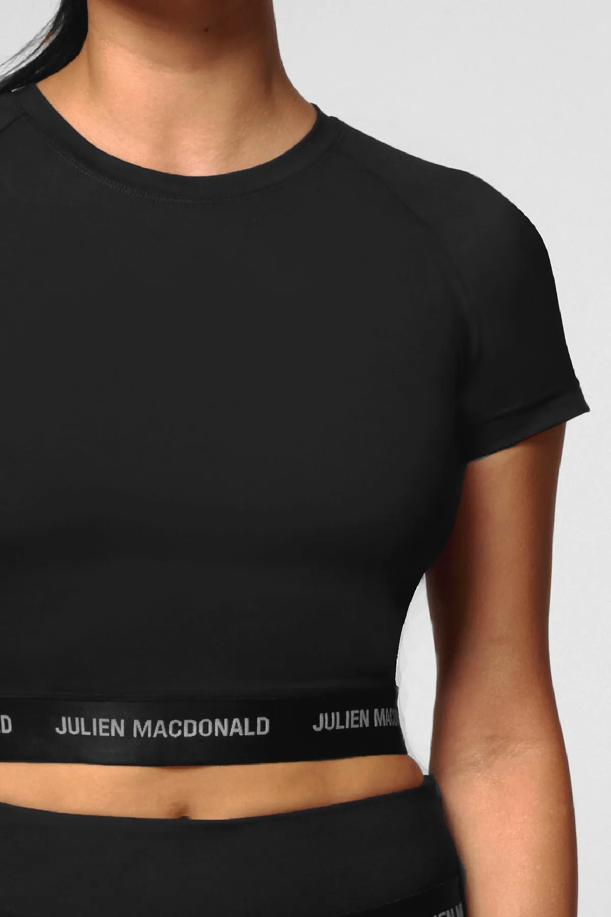 St Tropez Cropped Tee Black