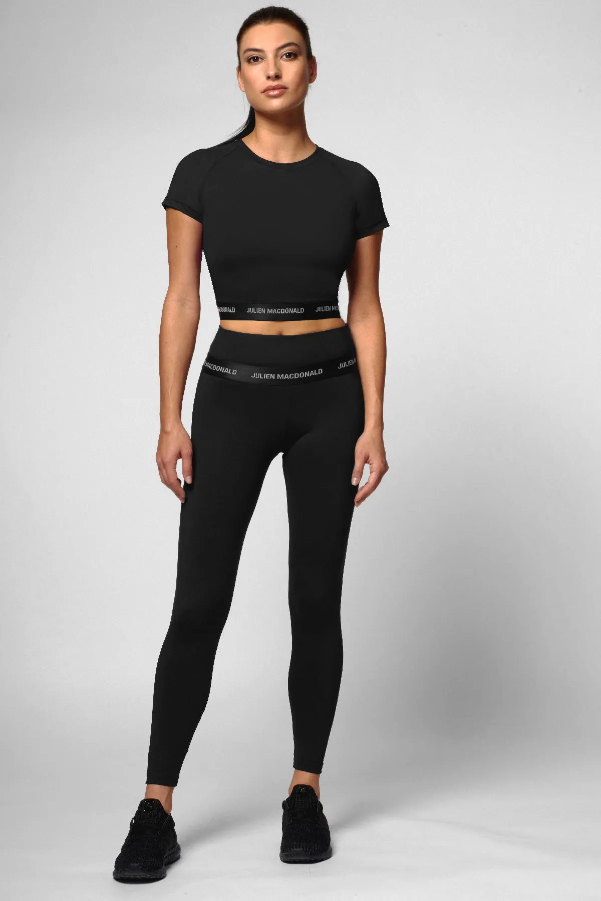 St Tropez Cropped Tee Black