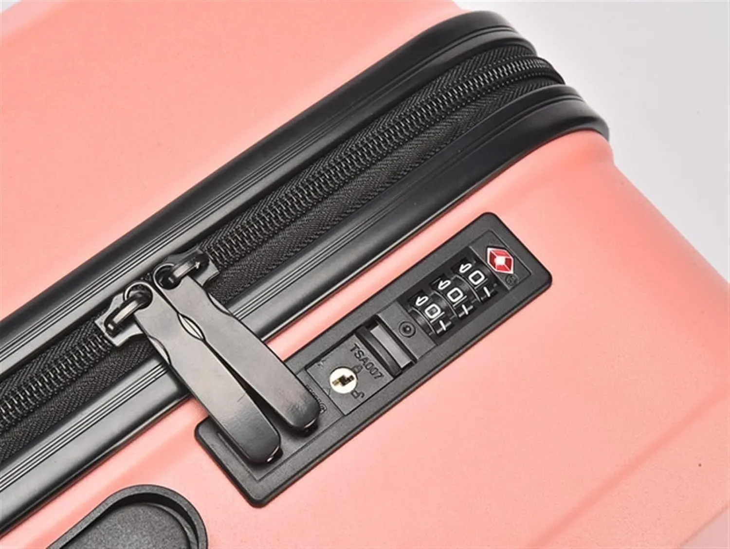Travel Suitcase Hard Shell Hand Luggage With Universal Wheels Carry On(Pink,26 in)