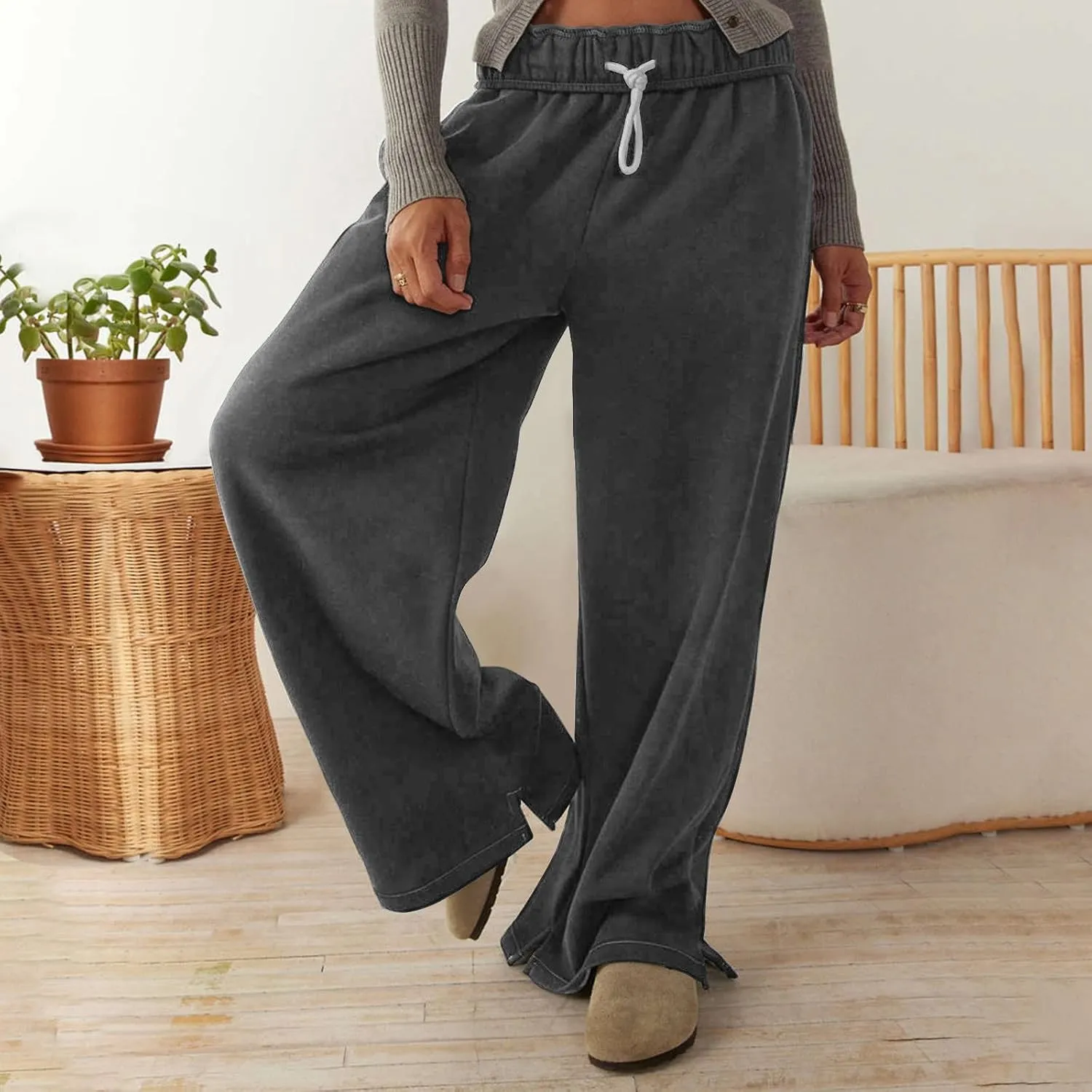 Wide Leg Sweatpants for Women Drawstring High Waisted Lounge Trousers Elastic Waist Baggy Casual Pants with Pockets