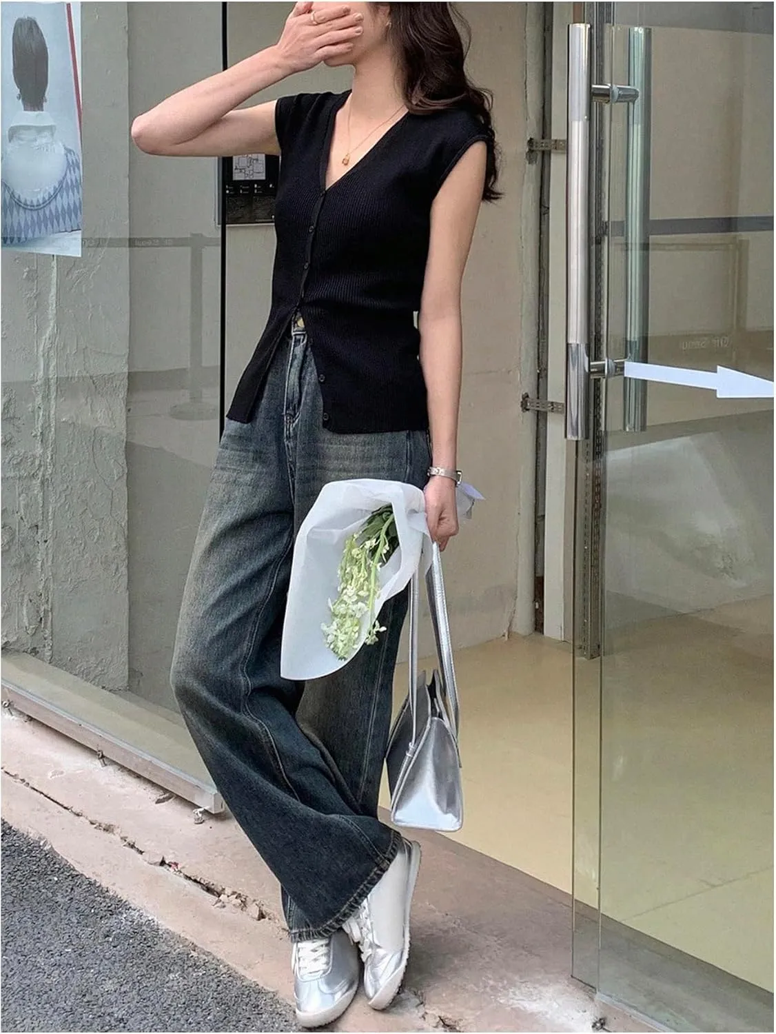 Women's Cardigan Sweater Vest Tops Cap Sleeve V Neck Button Down Tank Tops Knit Fall Outfits 2024