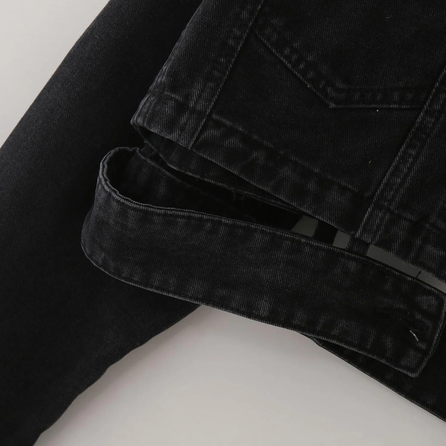 Womens Cropped Denim Jackets 2024 Trendy Button Up Shacket Fall Spring Long Sleeve Jean Coats Retro Petite Denim Coat