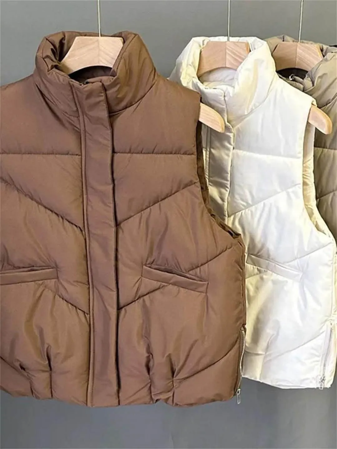 Women's Winter Vest Sleeveless Jackets Cotton Padded Down Vest Loose Warm Thick Zipper Waistcoat